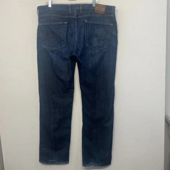 Lucky Brand Men's 38x32 363 Straight Fit Jeans Dark Wash Stretch Denim - Picture 2 of 8